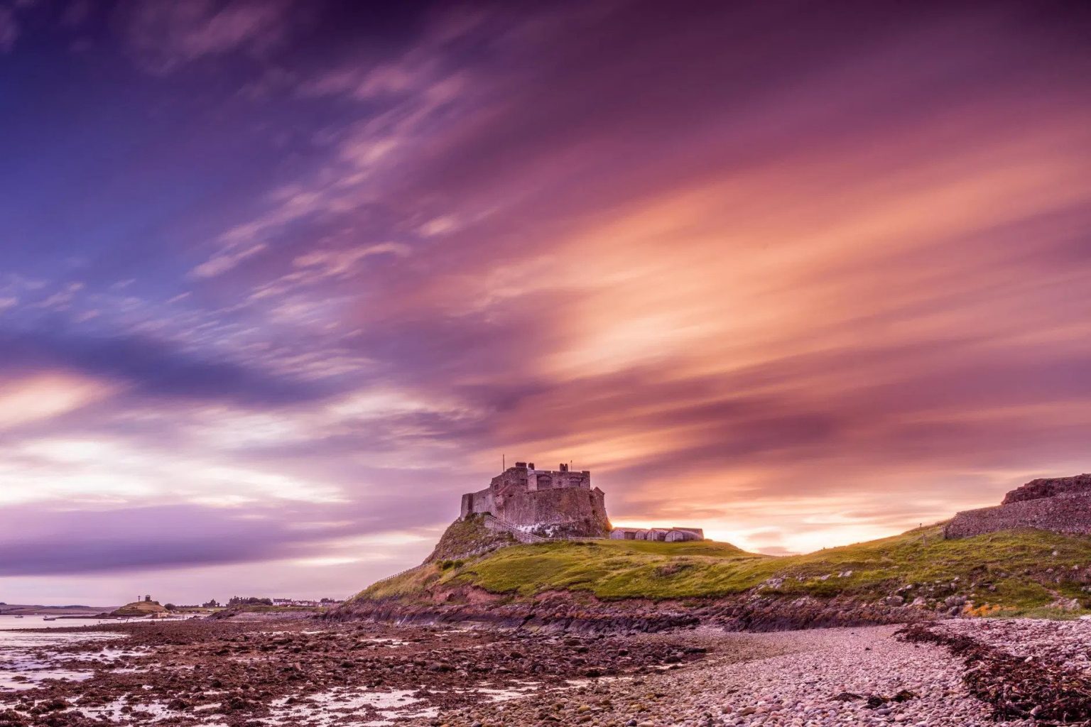 Manor House Hotel Stay in the heart of Holy Island